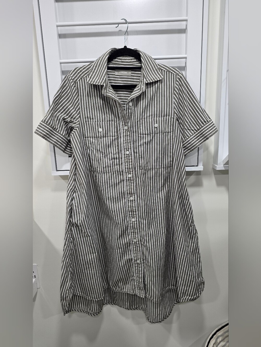 Everlane Gray & White Striped Short-Sleeve Button-Down Dress